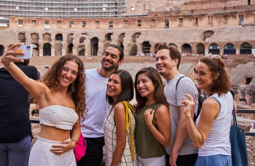 How long does it take to tour the Colosseum?